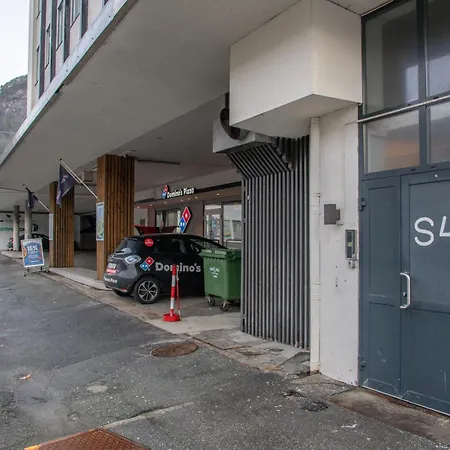3-Roms Leilighet I Hjertet Av Sandviken Bergen Esterno foto